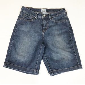Levi’s Perfectly Slimming Bermuda Shorts